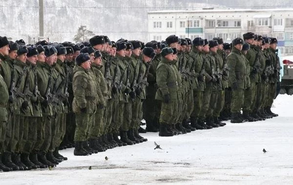 КС подтвердил законность службы до 65 лет в период мобилизации