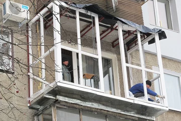 В России владельцы квартир с балконами с 11 марта будут подвергнуты штрафу в 15 000 рублей в день