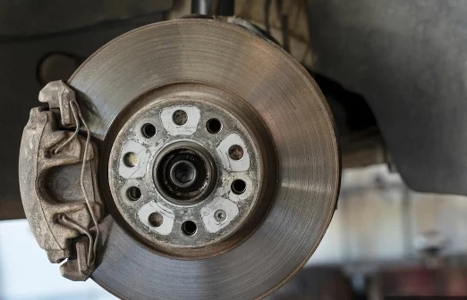 Автоконцерны требуют пересмотреть запрет на использование асбеста в автомобилестроении