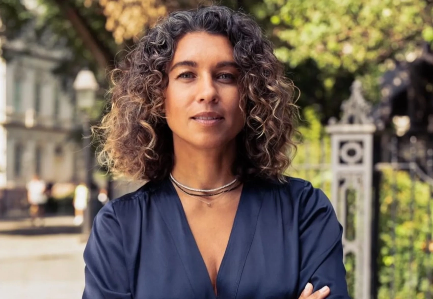 "Мы выиграли всё!". Софья Капкова сообщила, что её театральная постановка взяла главные награды на премии Lucille Lortel Awards