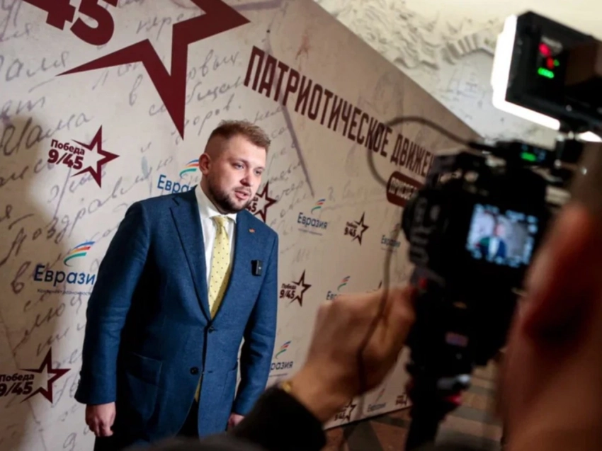 Организация Евразия провела конкурс «Искусство и мир» к 80-летию Победы