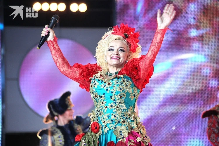 Надежда Кадышева соберет "Лужники": Легенда сцены выходит на новый уровень заработков